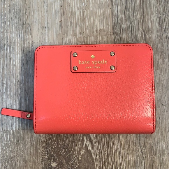 kate spade Handbags - Never used Kate Spade alley in coral.